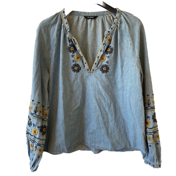 Driftwood Chambray Blouse Womens S Blue Floral Embroidered Long Sleeve Boho - Picture 1 of 11